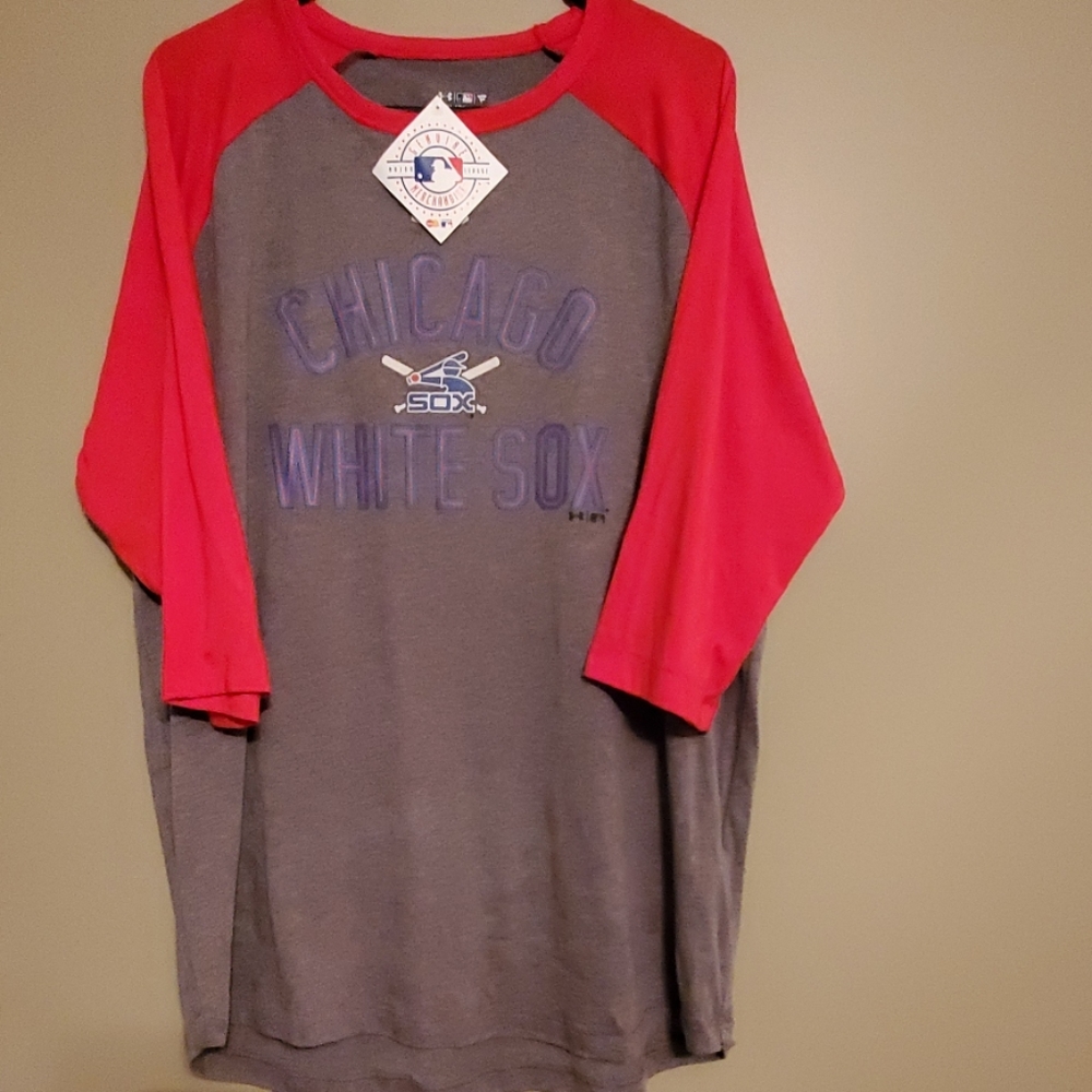 Chicago white Sox Men long tee
